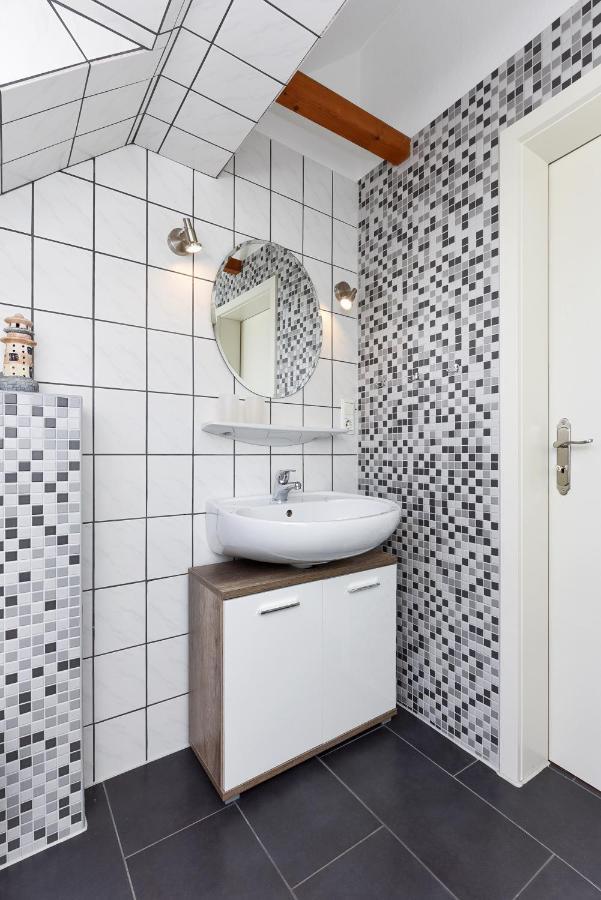 Ferienwohnungen Im Haus Friesische Weite Schillig Luaran gambar